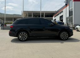 
										AUDI Q7 full									