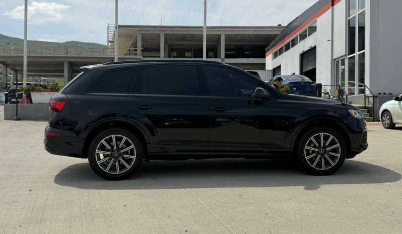 
								AUDI Q7 full									
