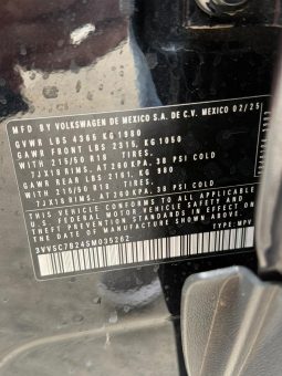 
										VOLKSWAGEN TAOS full									