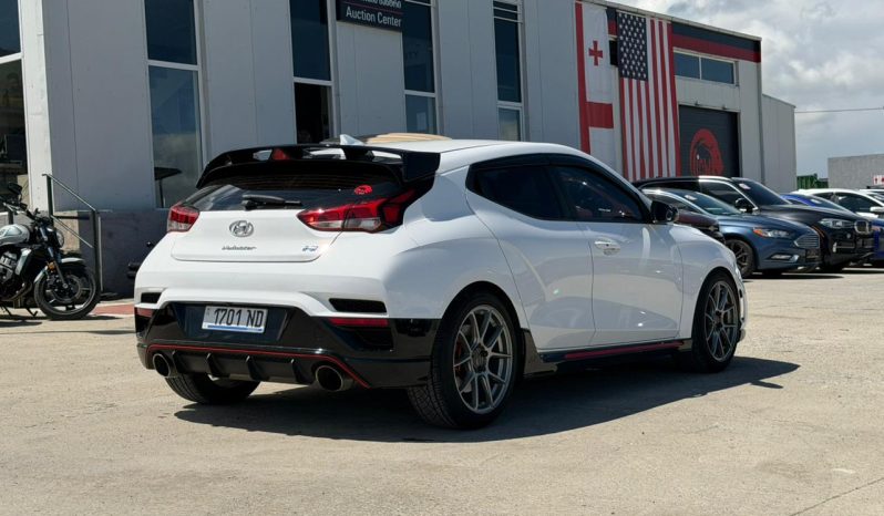 
								2022 Hyundai Veloster full									