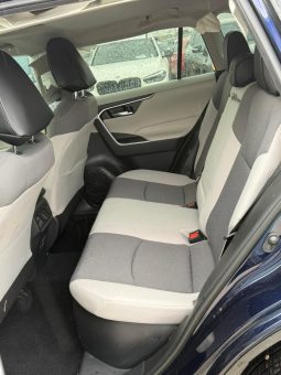 
										TOYOTA RAV4 full									