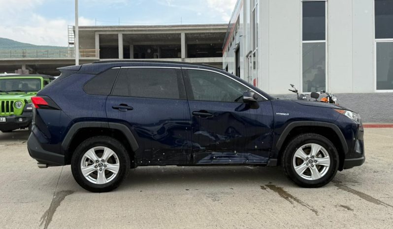 
								TOYOTA RAV4 full									