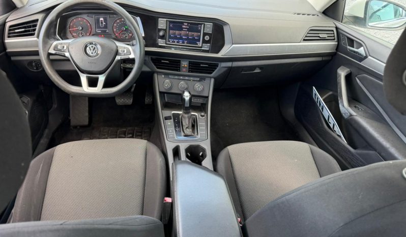 
								VOLKSWAGEN JETTA full									