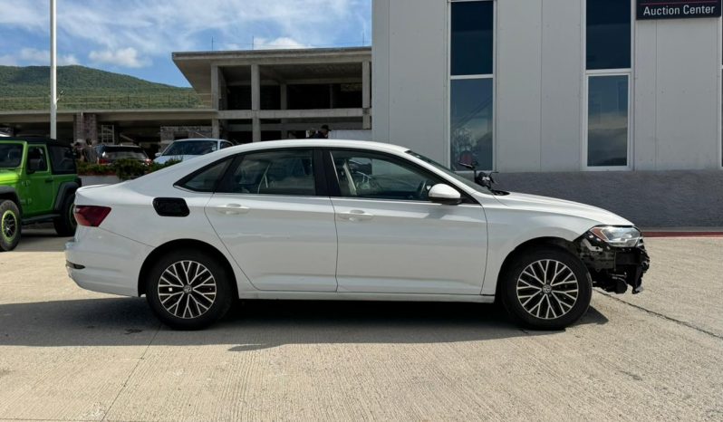 
								VOLKSWAGEN JETTA full									