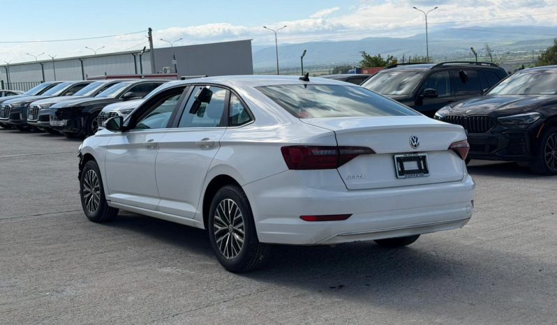 
								VOLKSWAGEN JETTA full									