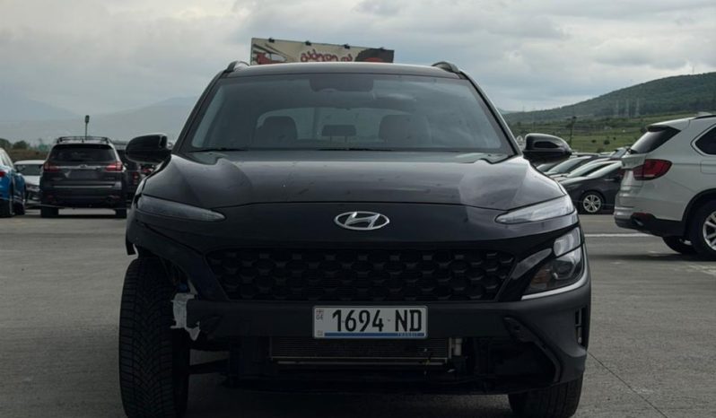 
								Hyundai Kona full									