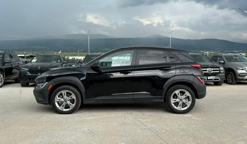 
								Hyundai Kona full									