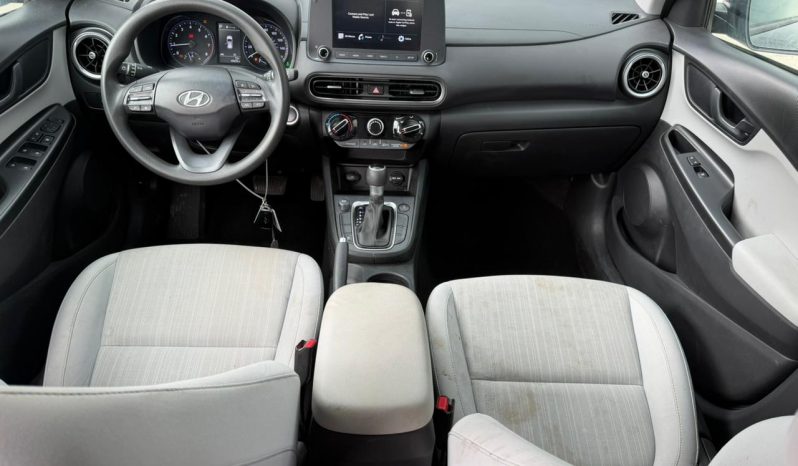 
								Hyundai Kona full									