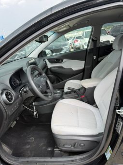 
										Hyundai Kona full									