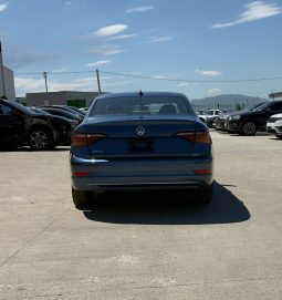 
										VOLKSWAGEN JETTA full									
