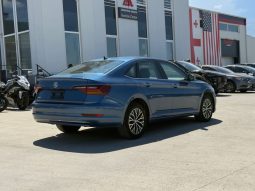 
										VOLKSWAGEN JETTA full									