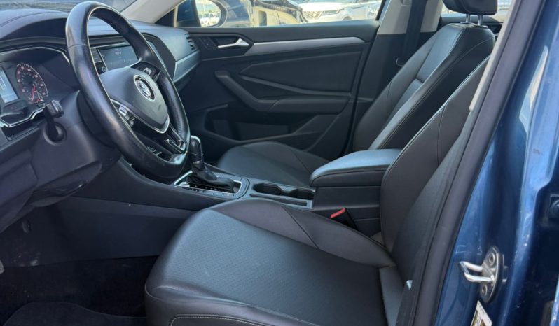 
								VOLKSWAGEN JETTA full									
