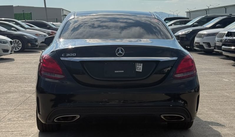 
								MERCEDES-BENZ C300 full									