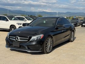 MERCEDES-BENZ C300