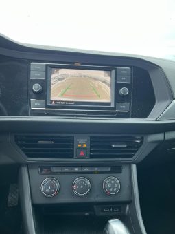 
										VOLKSWAGEN JETTA full									