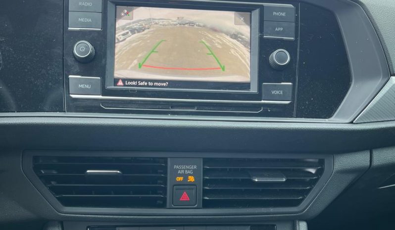 
								VOLKSWAGEN JETTA full									