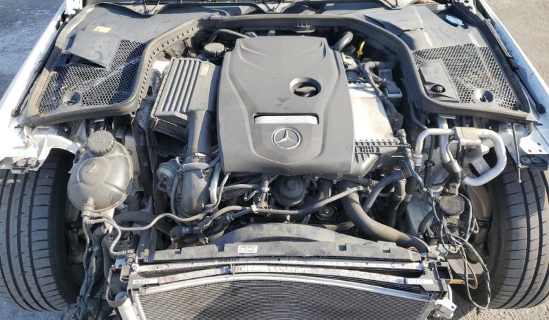 
								MERCEDES-BENZ C CLASS full									