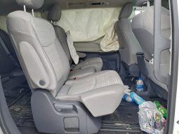 
										TOYOTA SIENNA full									