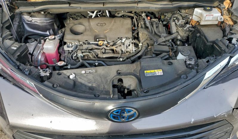 
								TOYOTA SIENNA full									