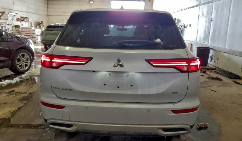 
								MITSUBISHI OUTLANDER full									