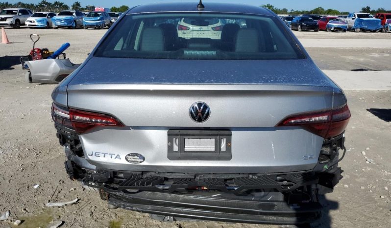 
								VOLKSWAGEN JETTA full									