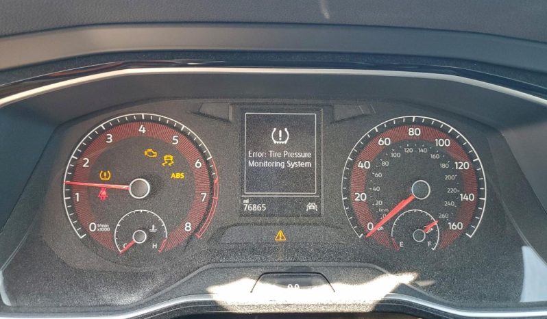 
								Volkswagen Jetta full									