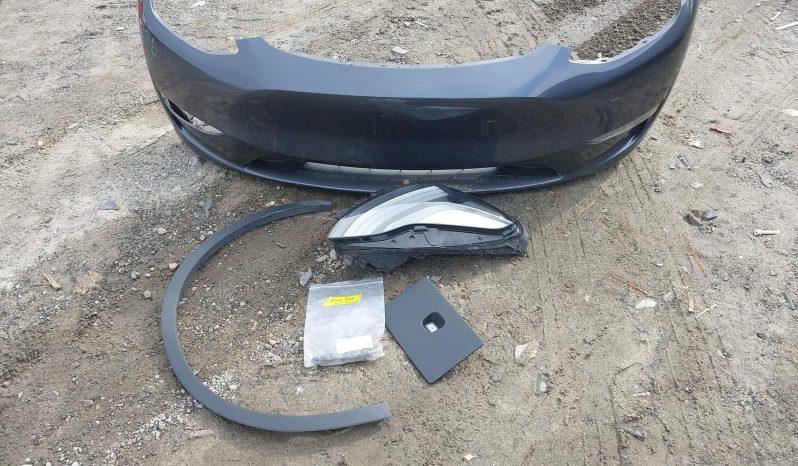 
								Tesla Model Y Performance full									