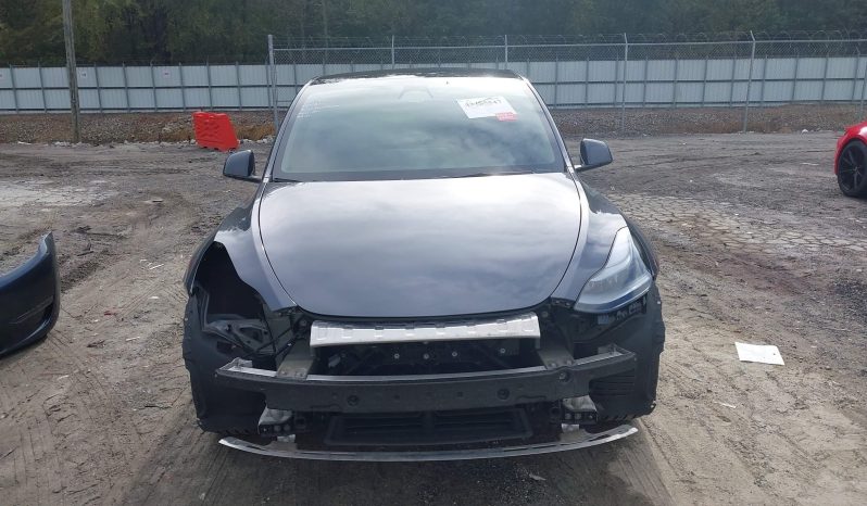 
								Tesla Model Y Performance full									