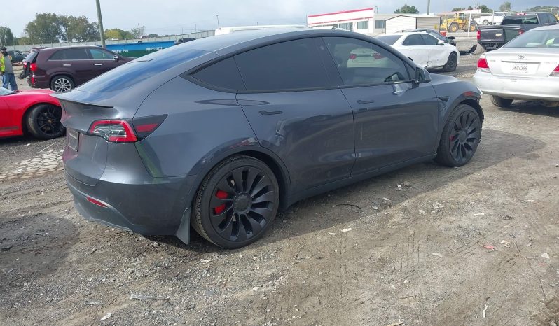 
								Tesla Model Y Performance full									