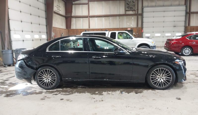 
								Mercedes C300 full									