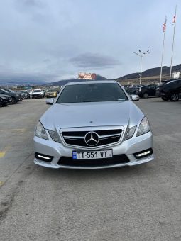 
										MERCEDES-BENZ E CLASS full									