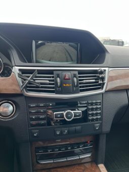 
										MERCEDES-BENZ E CLASS full									