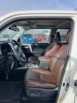 
										TOYOTA 4 RUNNER full									