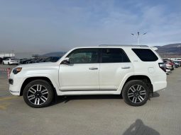 
										TOYOTA 4 RUNNER full									