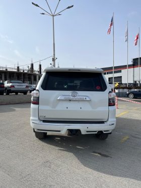 TOYOTA 4 RUNNER