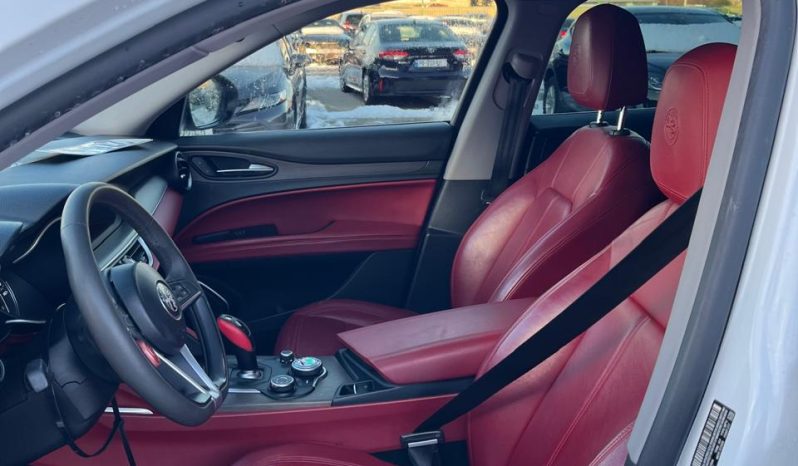 
								ALFA ROMEO STELVIO full									