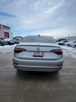 
										VOLKSWAGEN JETTA full									