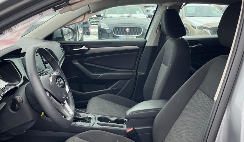 
								VOLKSWAGEN JETTA full									