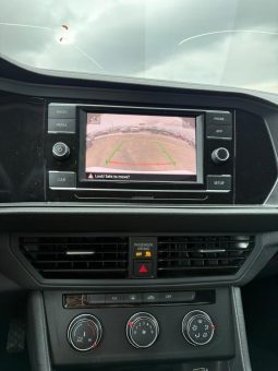 
										VOLKSWAGEN JETTA full									