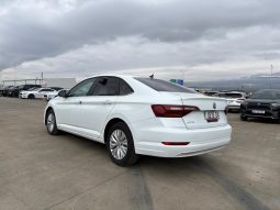 
										VOLKSWAGEN JETTA full									