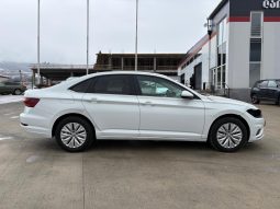 
										VOLKSWAGEN JETTA full									