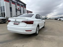 
										VOLKSWAGEN JETTA full									