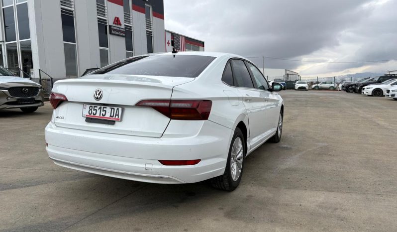 
								VOLKSWAGEN JETTA full									