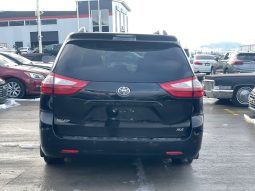 
										TOYOTA SIENNA full									
