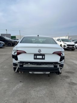 
										VOLKSWAGEN JETTA full									