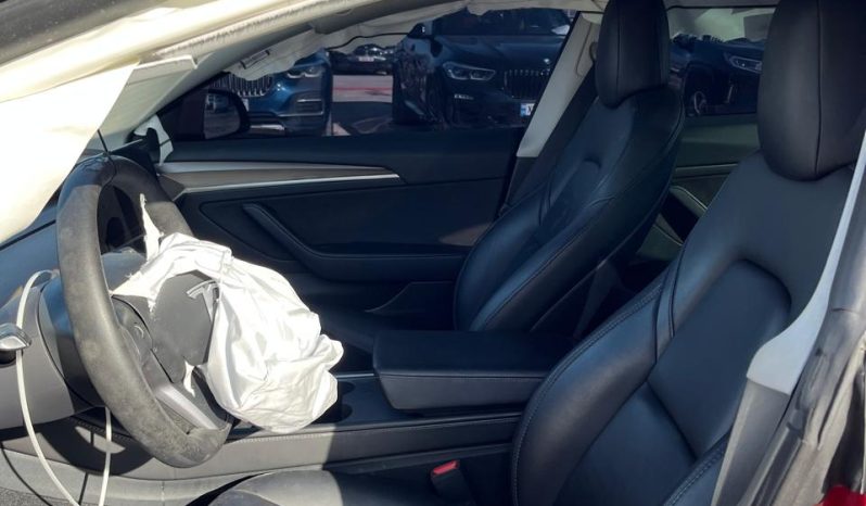 
								TESLA MODEL 3 full									