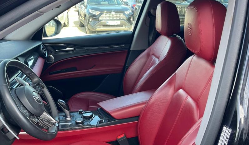 
								ALFA ROMEO STELVIO full									