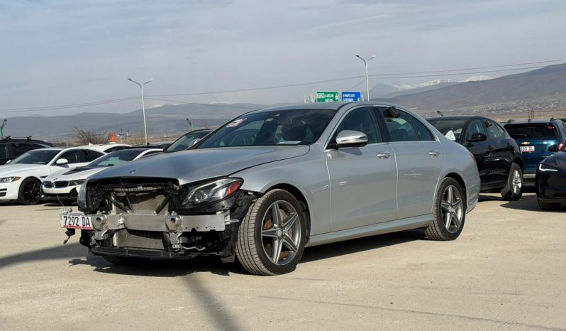 
								Mercedes-Benz full									