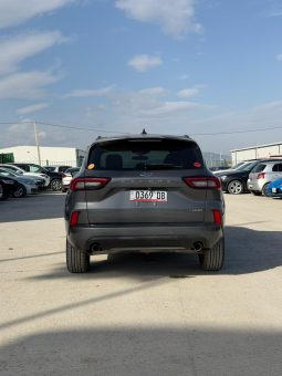 
										Ford Escape full									
