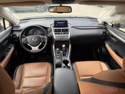 
										LEXUS NX 200 full									